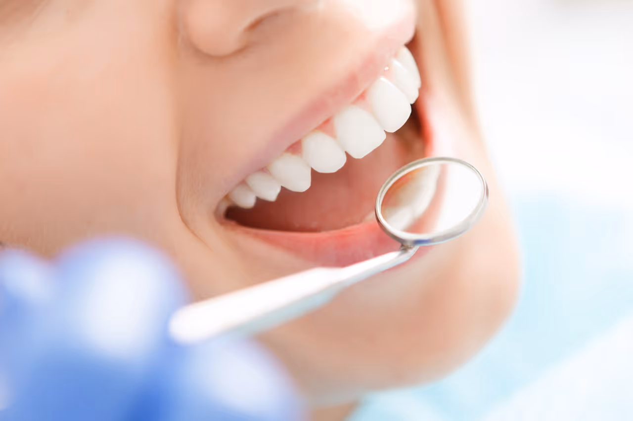 Can You Straighten Your Teeth Without Braces?