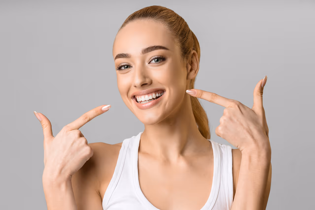 How Dental Veneers Help Create a More Balanced and Symmetrical Smile